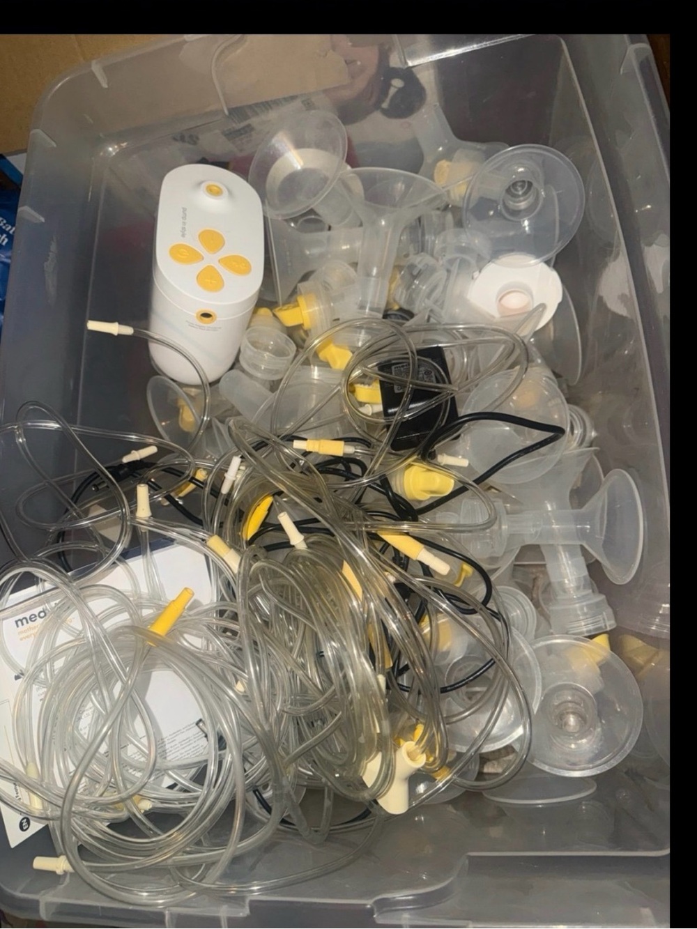HUGE Medela pump in style used maybe 3 times